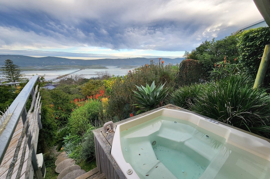 To Let 3 Bedroom Property for Rent in Heuwelkruin Western Cape